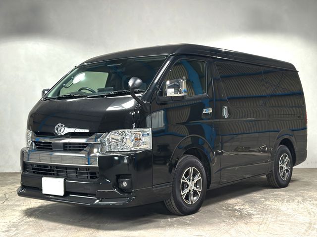 TOYOTA / HIACE wagon
