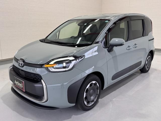 TOYOTA / SIENTA HYBRID