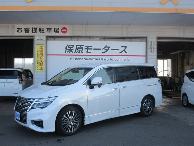 NISSAN / ELGRAND  4WD