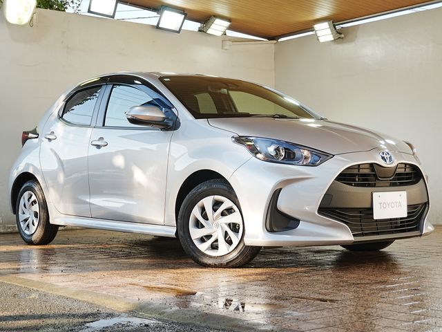 TOYOTA / YARIS HYBRID