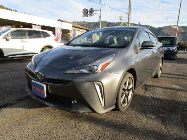 TOYOTA / PRIUS 4WD