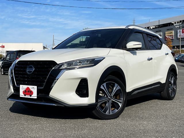 NISSAN / KICKS
