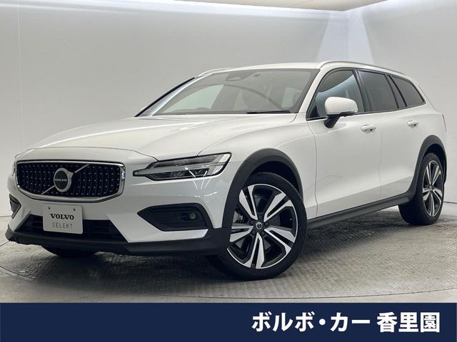 VOLVO / VOLVO V60 CROSS COUNTRY