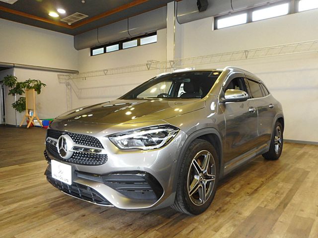 MERCEDES BENZ / MERCEDES BENZ GLA class