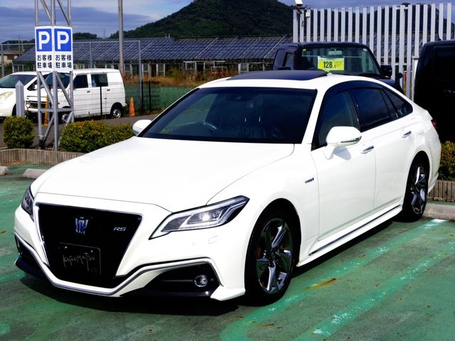 TOYOTA / CROWN sedan hybrid