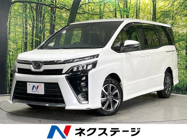 TOYOTA / VOXY 4WD
