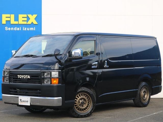 TOYOTA / HIACE van 4WD