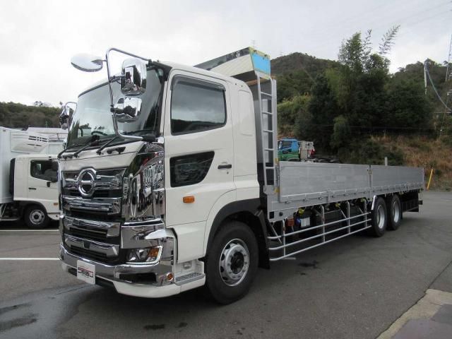 Japanese used car Ref# 1450786 HINO / PROFIA
