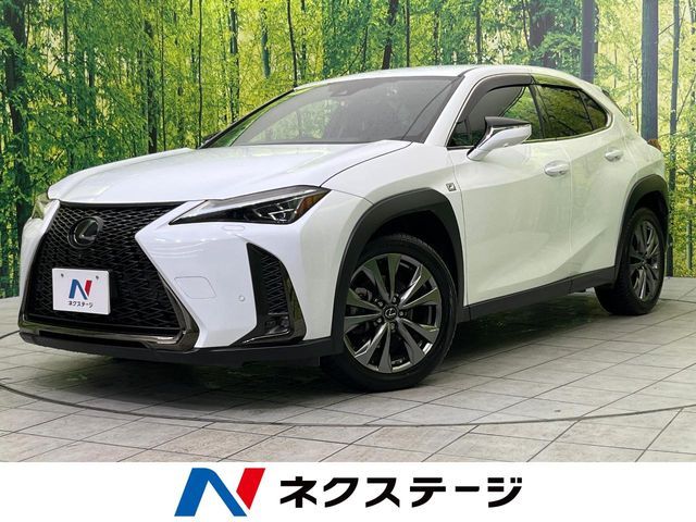 TOYOTA / LEXUS UX200