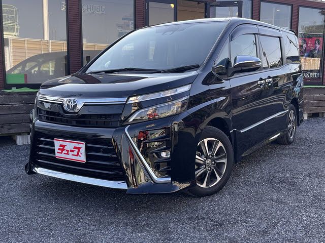 TOYOTA / VOXY