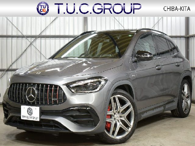 MERCEDES BENZ / MERCEDES AMG GLA class