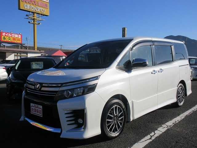 TOYOTA / VOXY