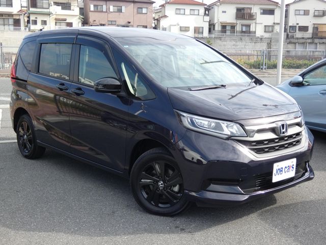 HONDA / FREED plus HYBRID 4WD