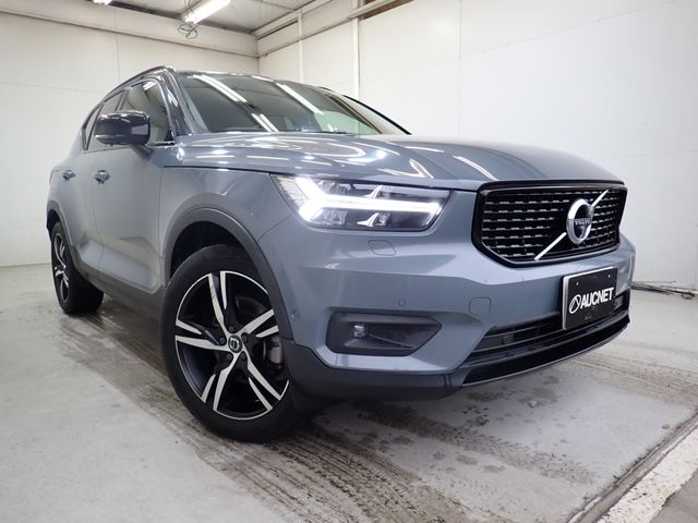 VOLVO / VOLVO XC40