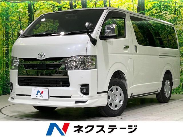 TOYOTA / HIACE van 4WD