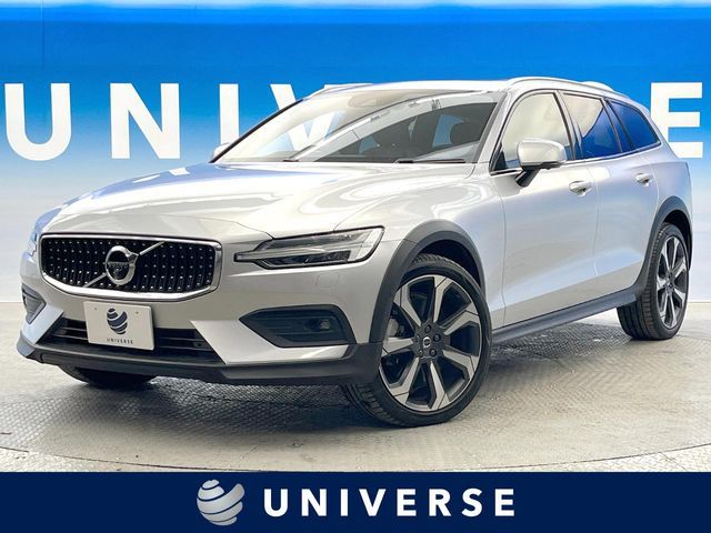 VOLVO / VOLVO V60 CROSS COUNTRY