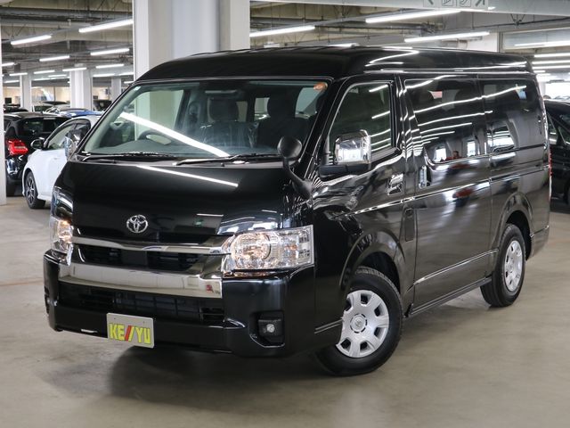 TOYOTA / HIACE wagon