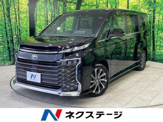 TOYOTA / VOXY HYBRID