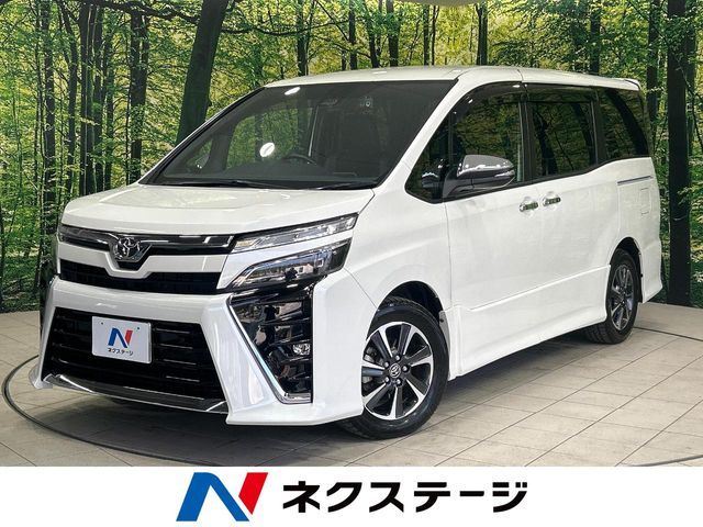 TOYOTA / VOXY