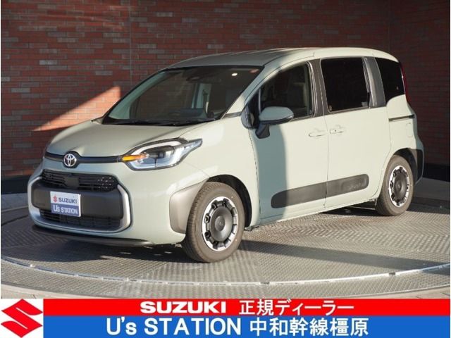 TOYOTA / SIENTA HYBRID