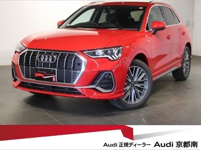 AUDI / AUDI Q3
