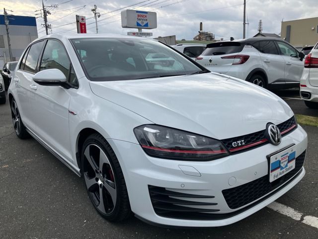 VOLKSWAGEN / VOLKSWAGEN GOLF