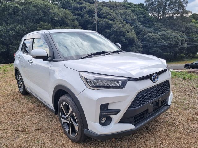 TOYOTA / RAIZE HYBRID