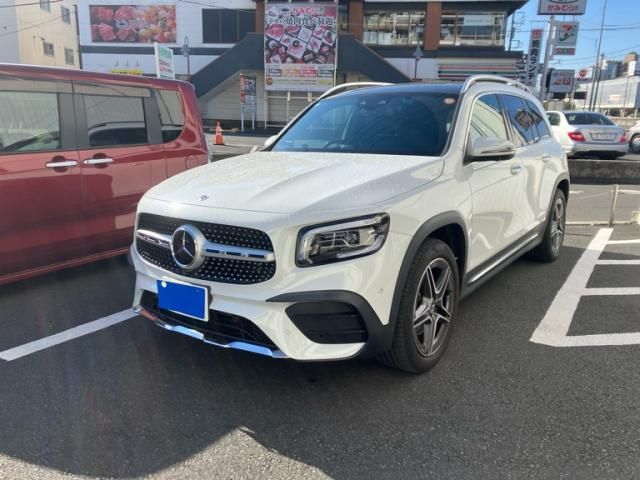 MERCEDES BENZ / MERCEDES BENZ GLB