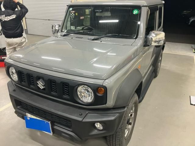 SUZUKI / JIMNY SIERRA