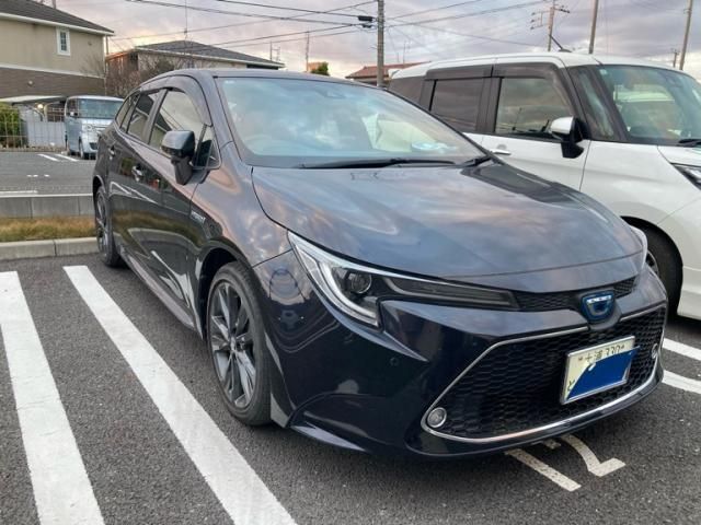 TOYOTA / COROLLA TOURING HYBRID