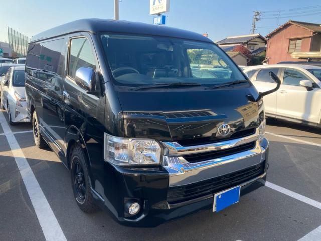 TOYOTA / HIACE wagon