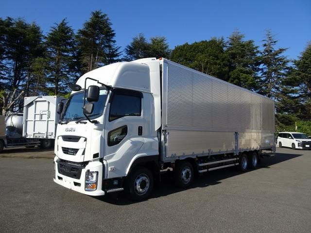 ISUZU / GIGA
