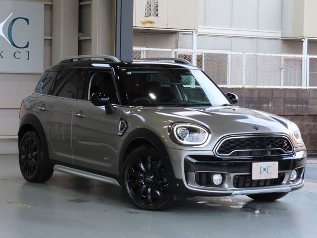 BMW / BMW MINI COOPER SD CROSSOVER