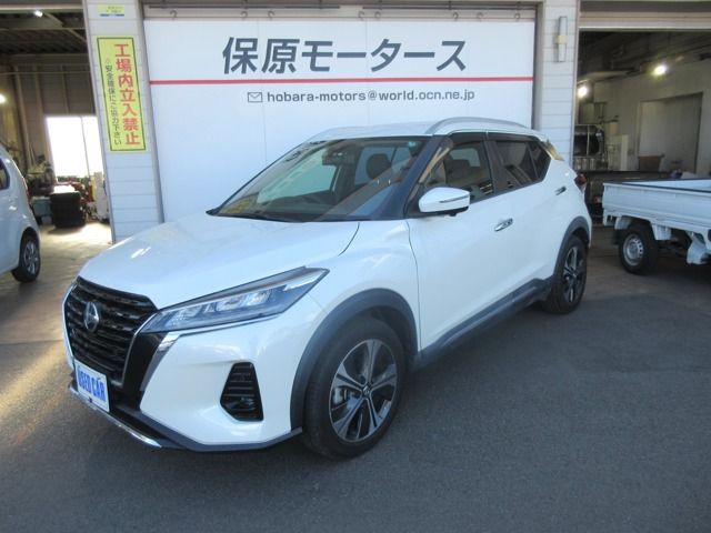 NISSAN / KICKS