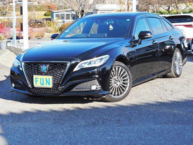 TOYOTA / CROWN sedan hybrid