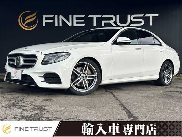 MERCEDES BENZ / MERCEDES BENZ E class sedan