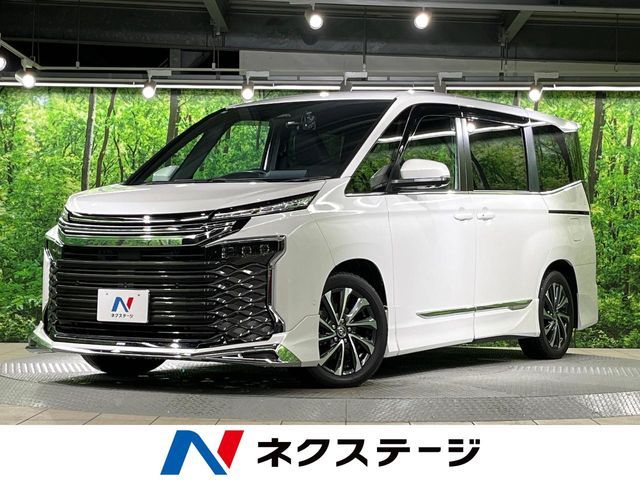 TOYOTA / VOXY