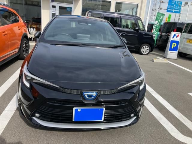 TOYOTA / COROLLA TOURING HYBRID