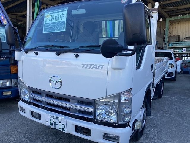 MAZDA / TITAN