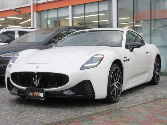 MASERATI / MASERATI GRANTURISMO