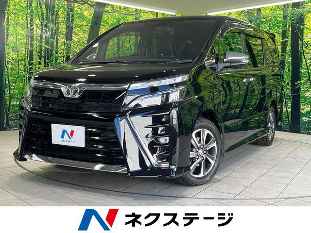 TOYOTA / VOXY