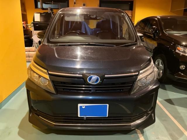 TOYOTA / VOXY HYBRID