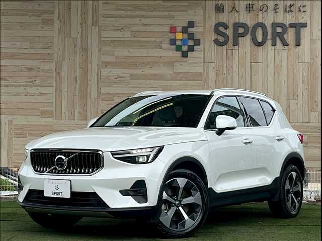 VOLVO / VOLVO XC40