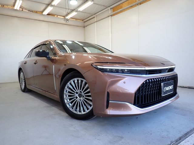 TOYOTA / CROWN sedan hybrid