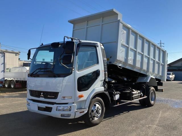 MITSUBISHI FUSOU / FIGHTER