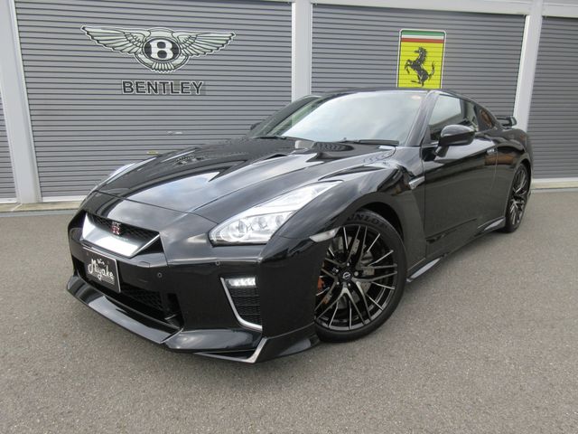 NISSAN / GT-R