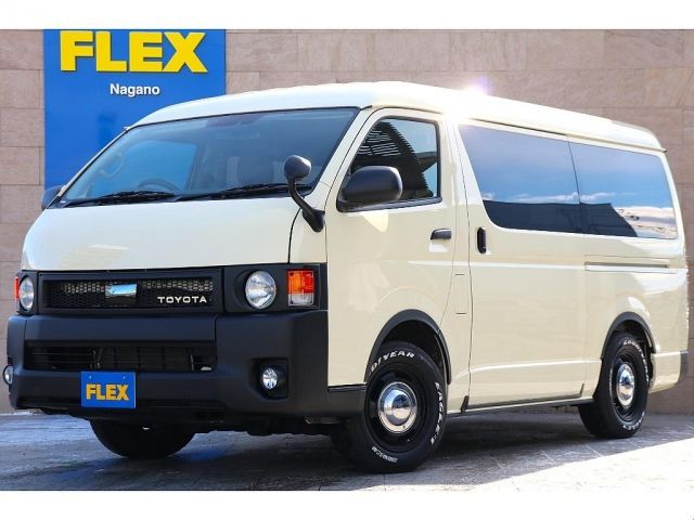 TOYOTA / HIACE van 4WD