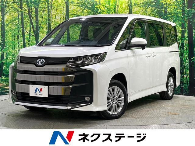 TOYOTA / NOAH HYBRID 4WD