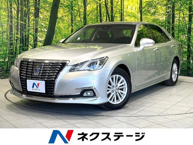 TOYOTA / CROWN sedan hybrid