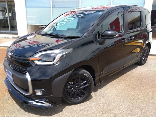 TOYOTA / SIENTA HYBRID